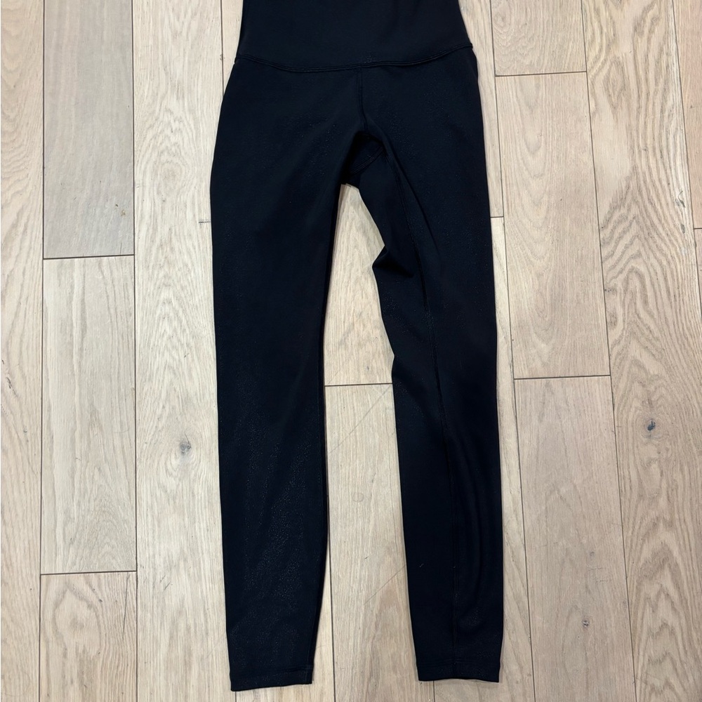 Women’s LuluLemon shiny Black High-Waisted Leggings